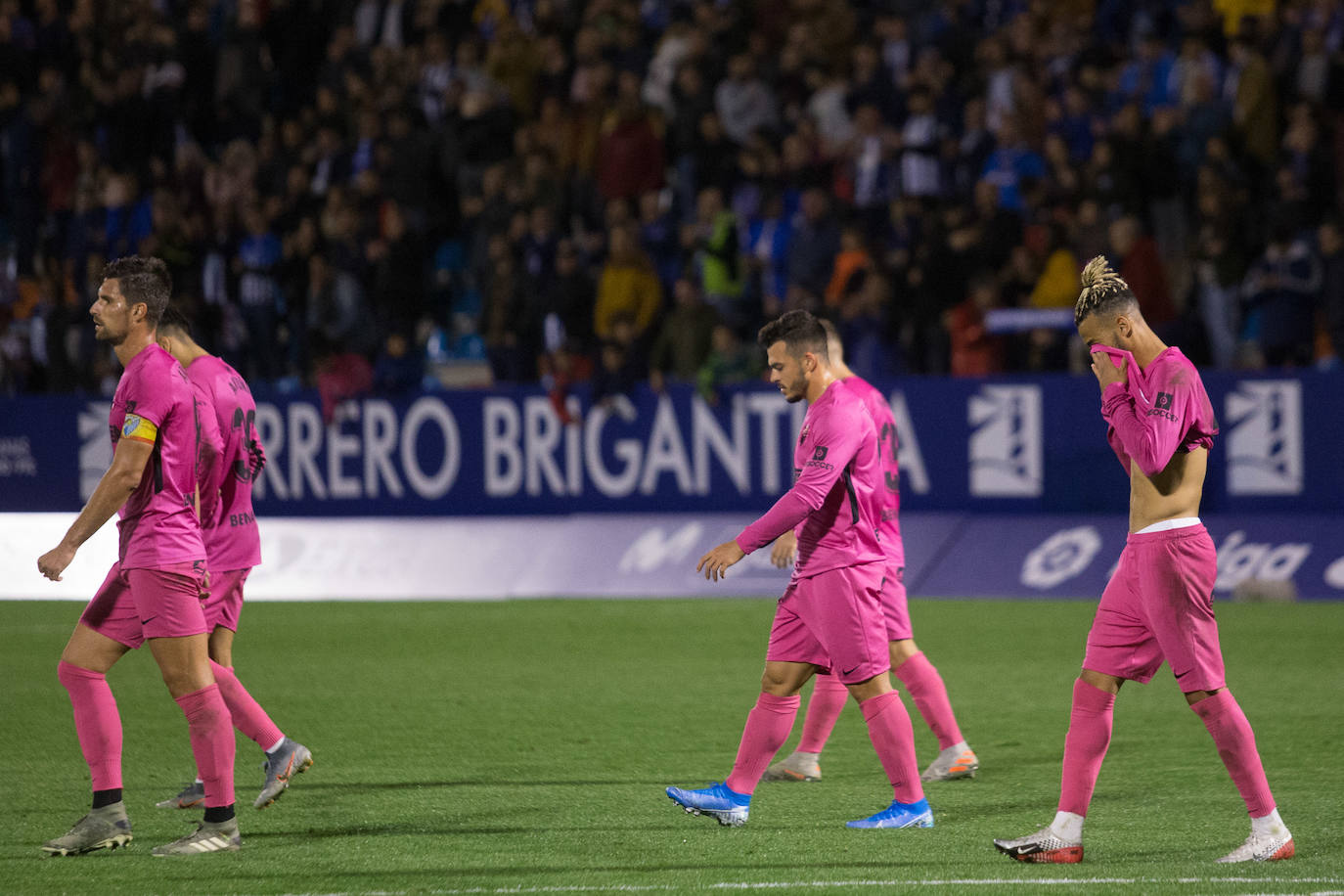 El Málaga pierde con la Ponferradina. 