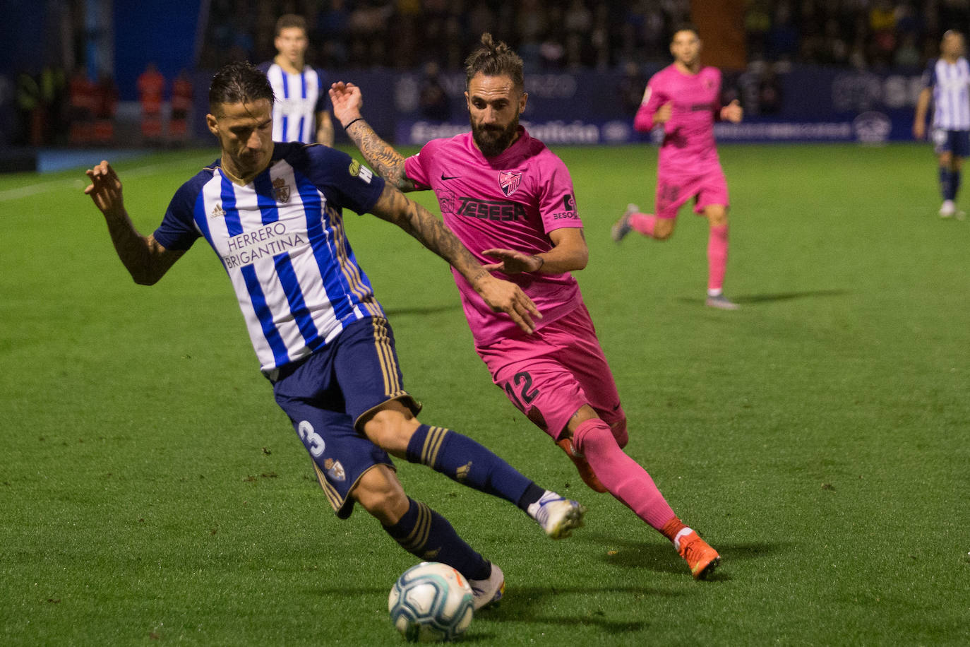 El Málaga pierde con la Ponferradina. 