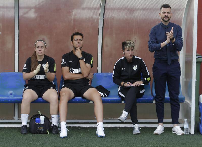 El Málaga gana al Villarreal (2-1). 