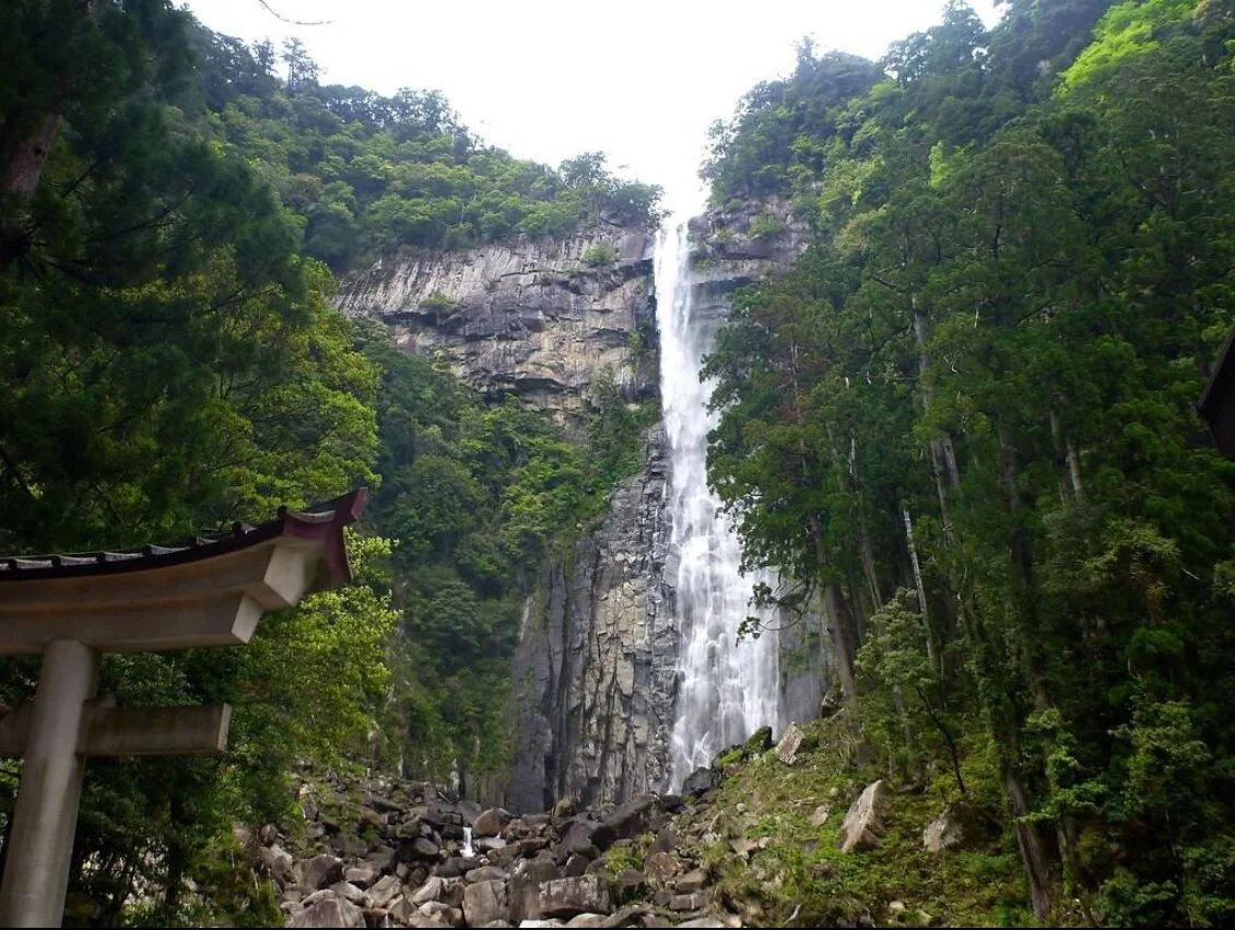 Nachi falls, en la prefectura de Wakayama (Japón). Tiene 133 metros de altura y es una de las más altas del Japón.