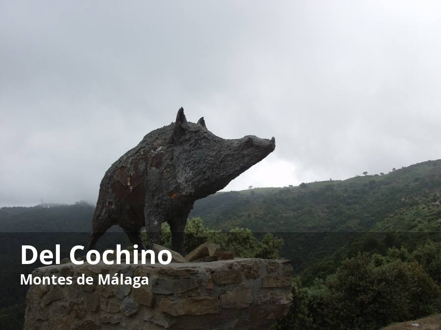 Otro de los balcones naturales de los Montes de Málaga que no hay que perderse es el conocido con el nombre del Mirador del Cochino, desde el que se tiene una bonita vista de la ciudad de Málaga. Desde el área recreativa del Cerrado, situado frente al hotel Humaina, se llega hasta el mirador del Cochino, por una bonita y breve ruta de senderismo. El nombre de este mirador se debe a la presencia allí desde 1994 de una escultura de un jabalí, obra del artista Francisco Martín Molina. Su autor usó para hacerla restos de chatarra abandonados en este parque natural.