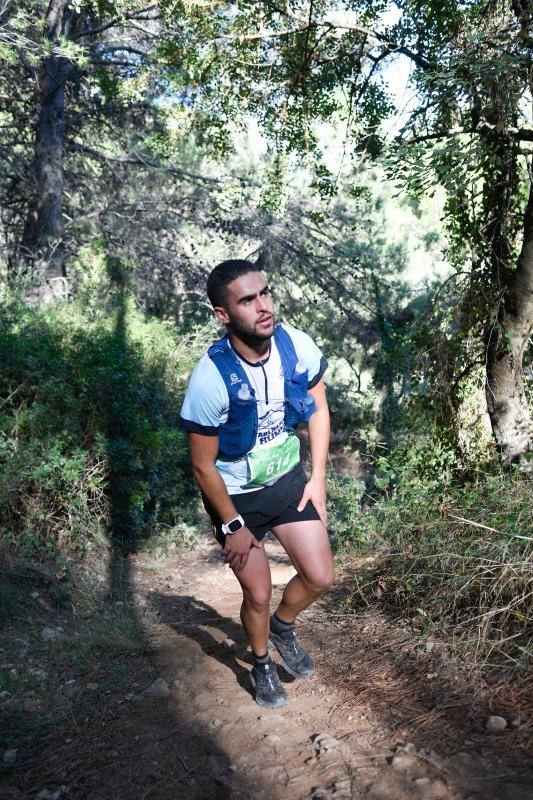 Imágenes de la 18ª edición del mítico recorrido por la sierra alhaurina donde han participado un total de 1.450 corredores 