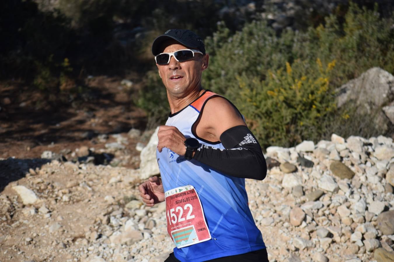 Imágenes de la 18ª edición del mítico recorrido por la sierra alhaurina donde han participado un total de 1.450 corredores 