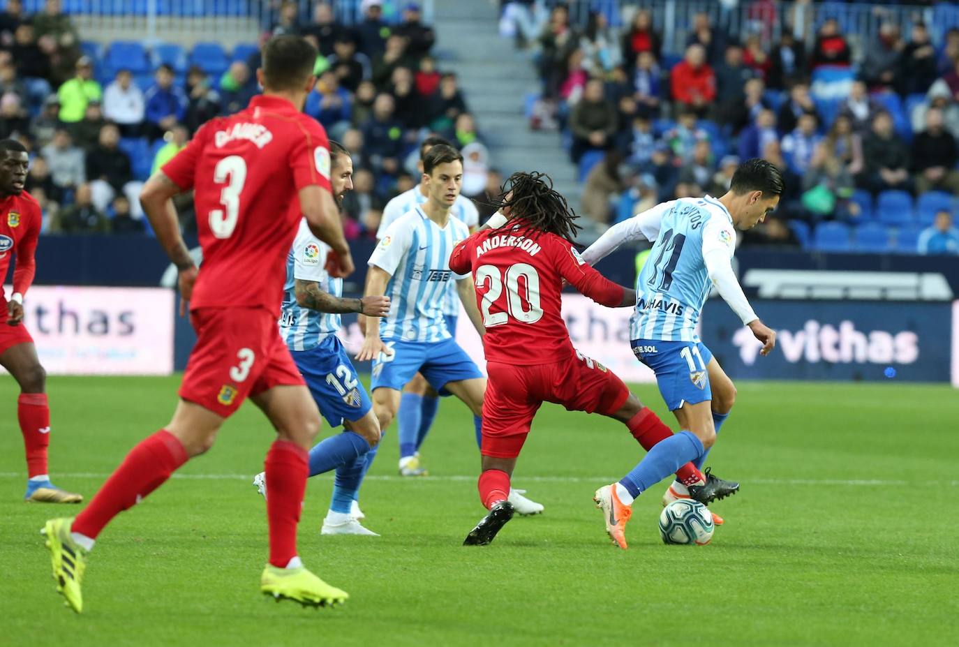 Las novedades en el once son Juanpi, Benkhemassa y Diego González 
