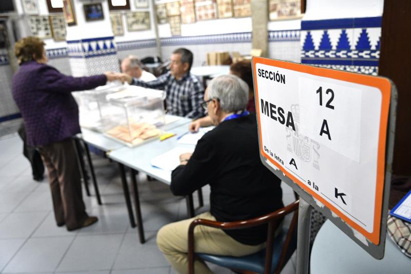 Repaso en imágenes de la jornada electoral del 10N