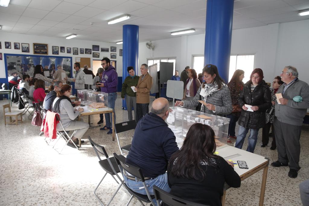 Repaso en imágenes de la jornada electoral del 10N