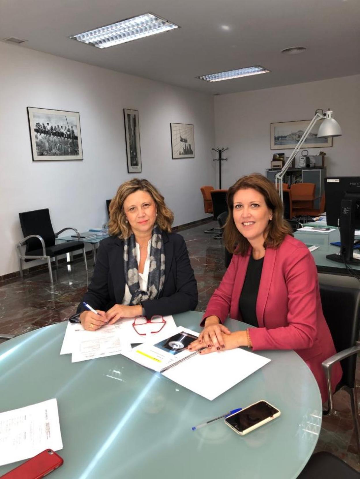 Fomento cede equipamientos a la UMA