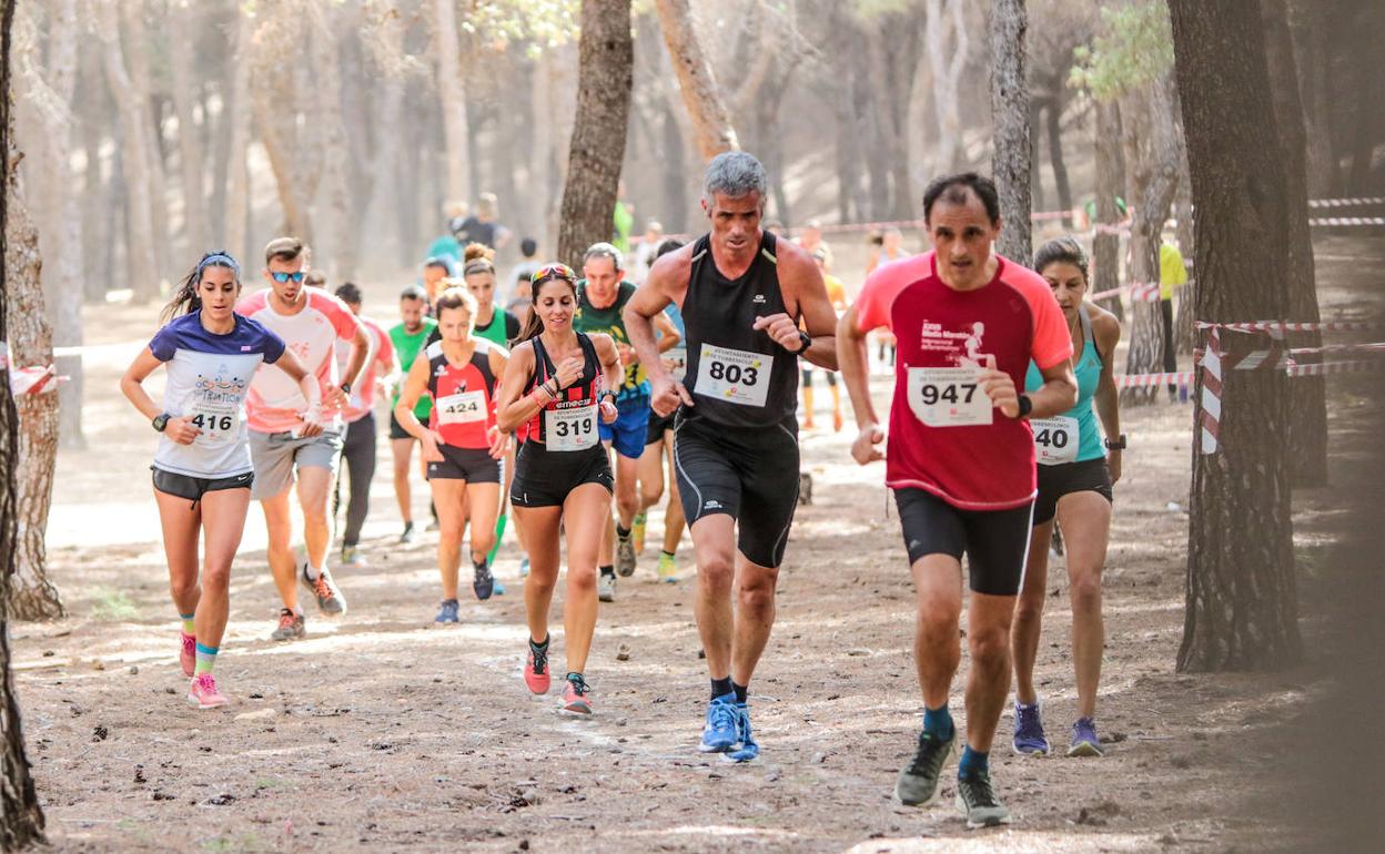 Unos 1.200 corredores participaron en la prueba.