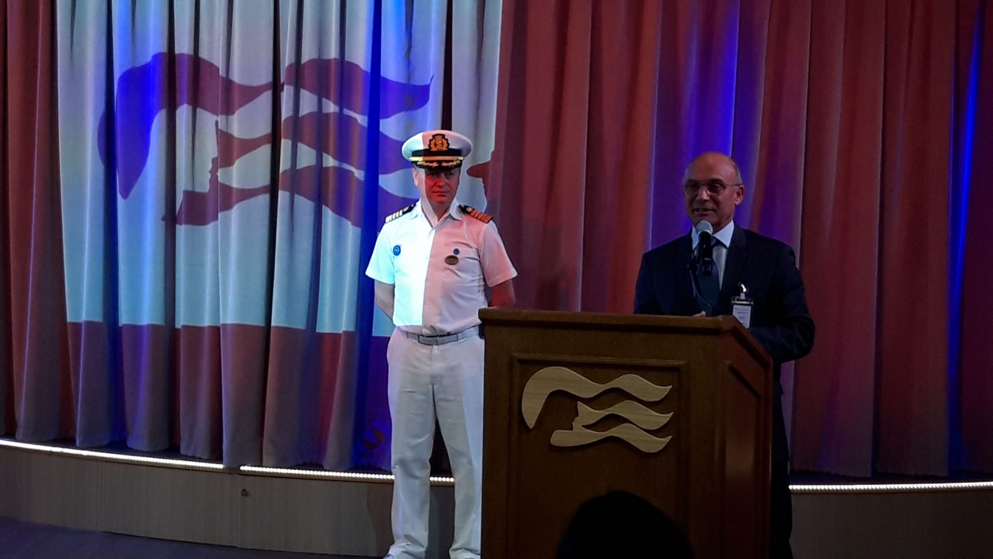 El nuevo barco de la compañía de cruceros de lujo Princess ha atracado en la capital malagueña apenas un mes después de su inauguración 