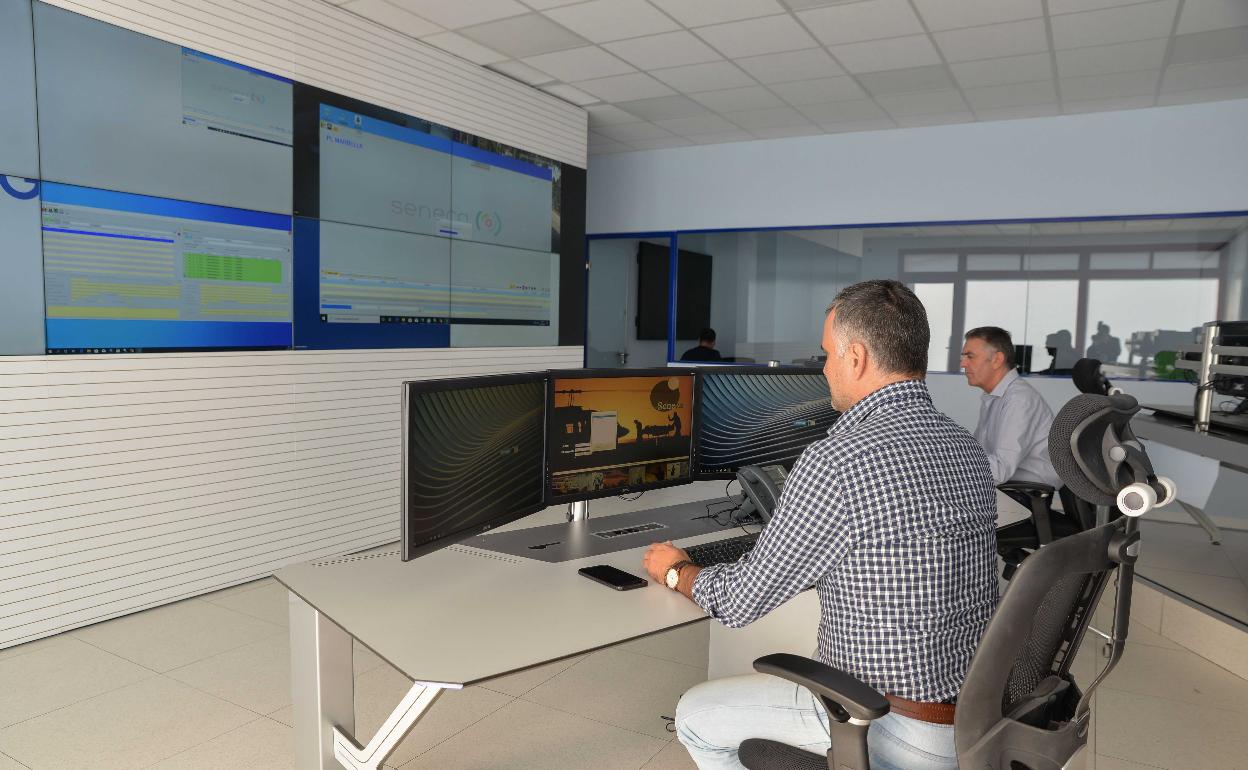 Centro de Coordinación de Emergencias de la Jefatura de la Policía Local, donde se centralizarán las imágenes de las cámaras. 