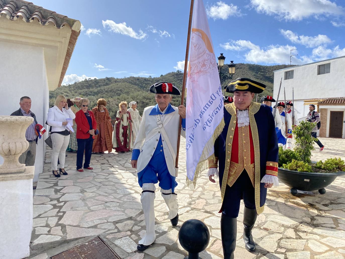 La localidad de la Axarquía y la norteamericana estrechan lazos en torno a Bernardo de Gálvez