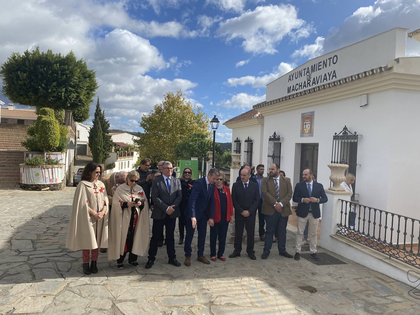 La localidad de la Axarquía y la norteamericana estrechan lazos en torno a Bernardo de Gálvez