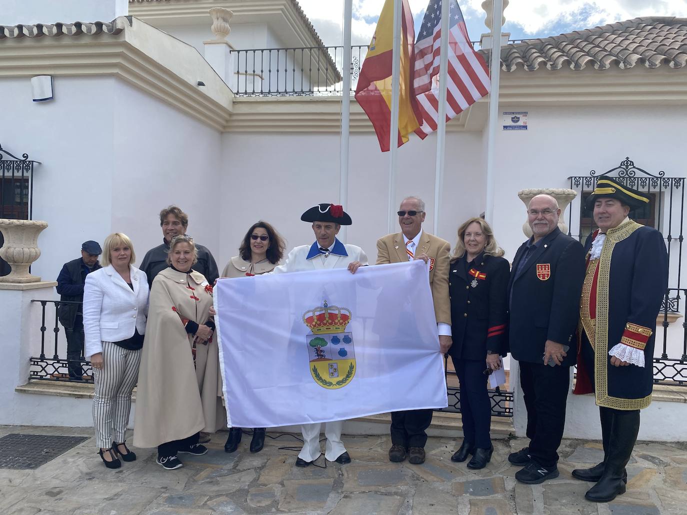 La localidad de la Axarquía y la norteamericana estrechan lazos en torno a Bernardo de Gálvez