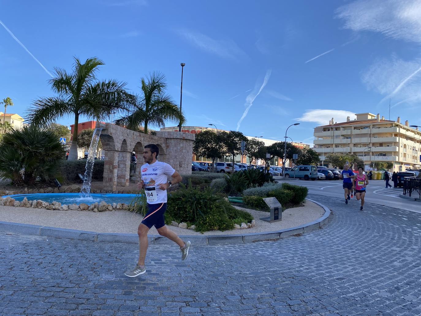 Los corredores Abdelhadi El Moaziz, del Cueva de Nerja-UMA, y Janine Lima, del Atletismo Málaga, se alzaron con la victoria.