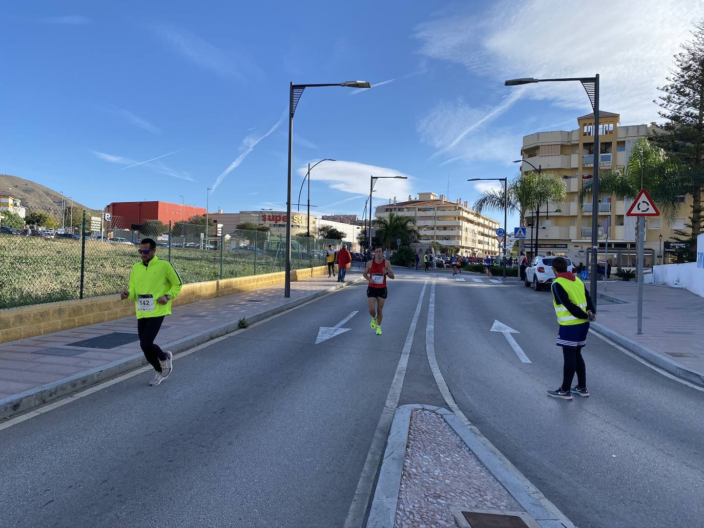 Los corredores Abdelhadi El Moaziz, del Cueva de Nerja-UMA, y Janine Lima, del Atletismo Málaga, se alzaron con la victoria.