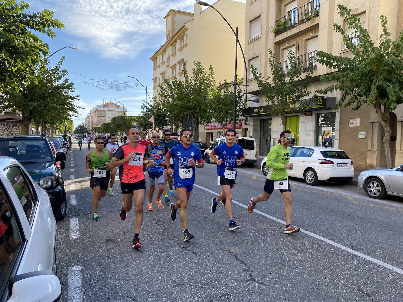 Los corredores Abdelhadi El Moaziz, del Cueva de Nerja-UMA, y Janine Lima, del Atletismo Málaga, se alzaron con la victoria.