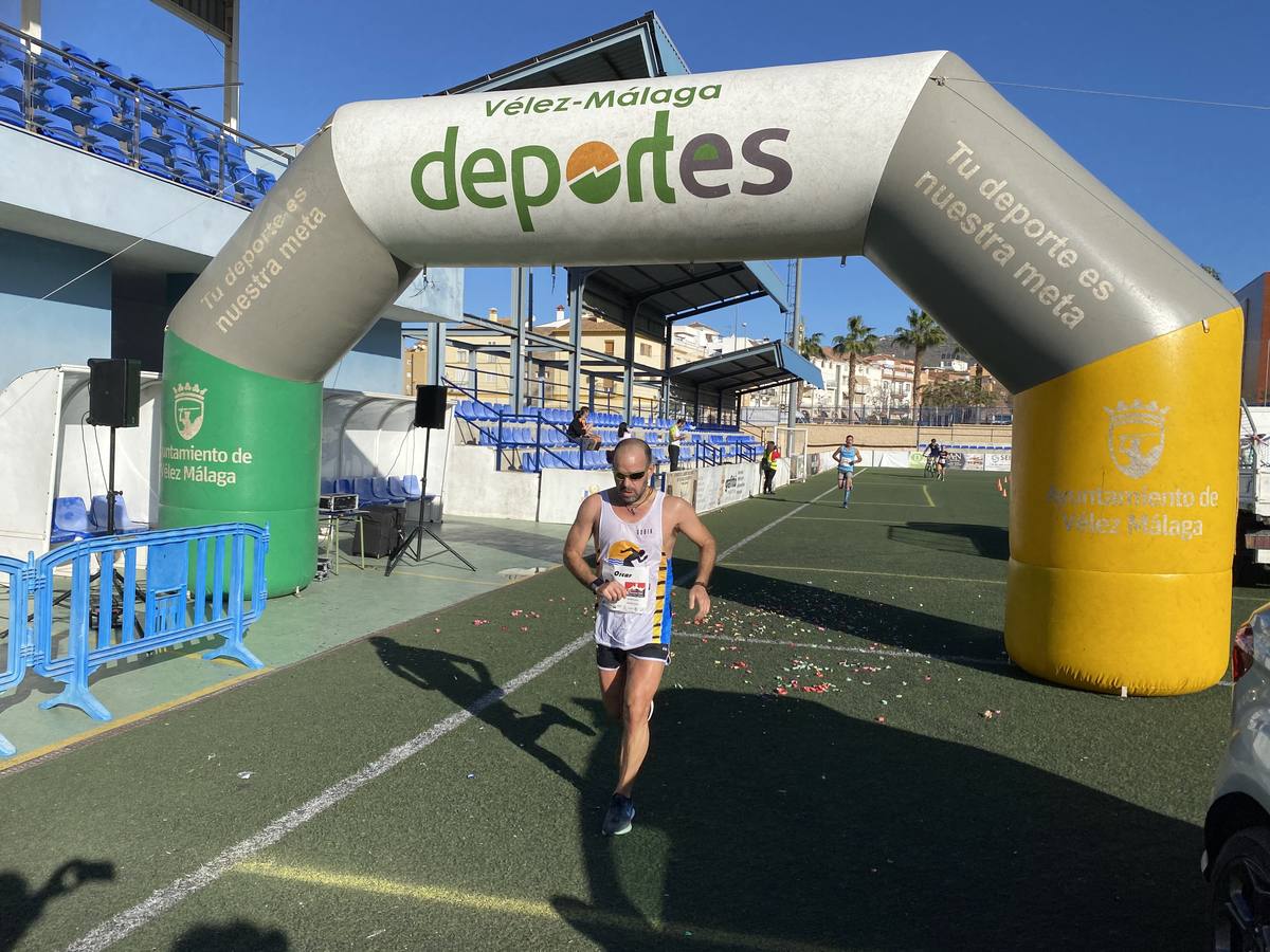 Fotos: ¿Estuviste en la VI Media Maratón de Vélez? Búscate en nuestra galería