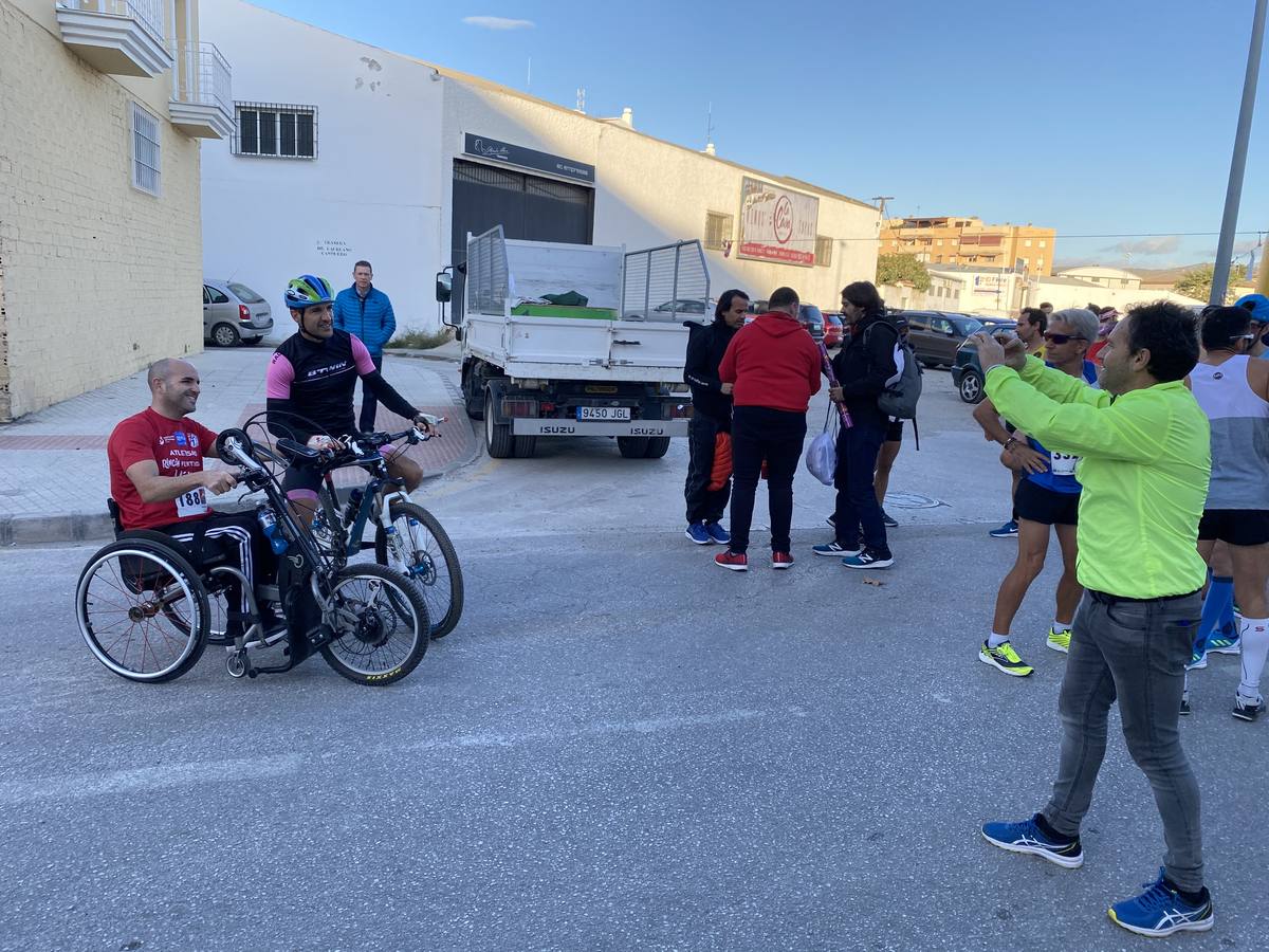 Fotos: ¿Estuviste en la VI Media Maratón de Vélez? Búscate en nuestra galería