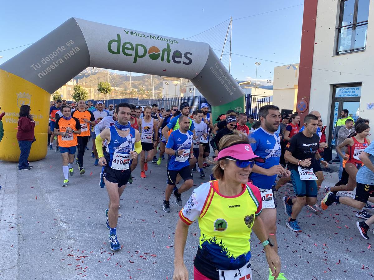 Fotos: ¿Estuviste en la VI Media Maratón de Vélez? Búscate en nuestra galería