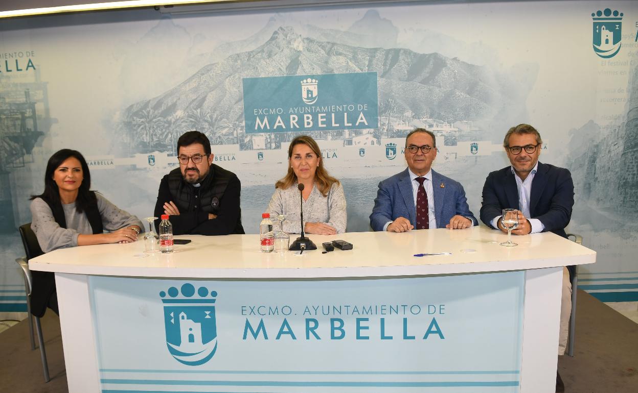 Begoña Rueda, José López Solórzano, Isabel Cintado, Antonio Belón y José Eduardo Díaz, en la presentación del evento. 