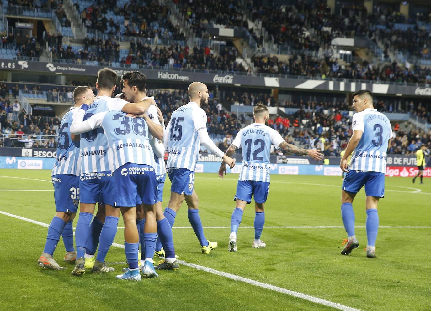 Sadiku fue el gran protagonista del partido al marcar los dos goles