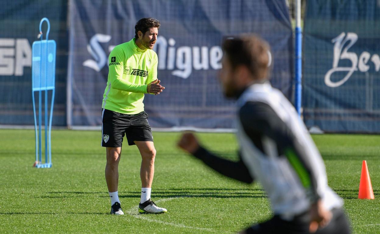 Víctor Sánchez del Amo, durante el entrenamiento de este martes.