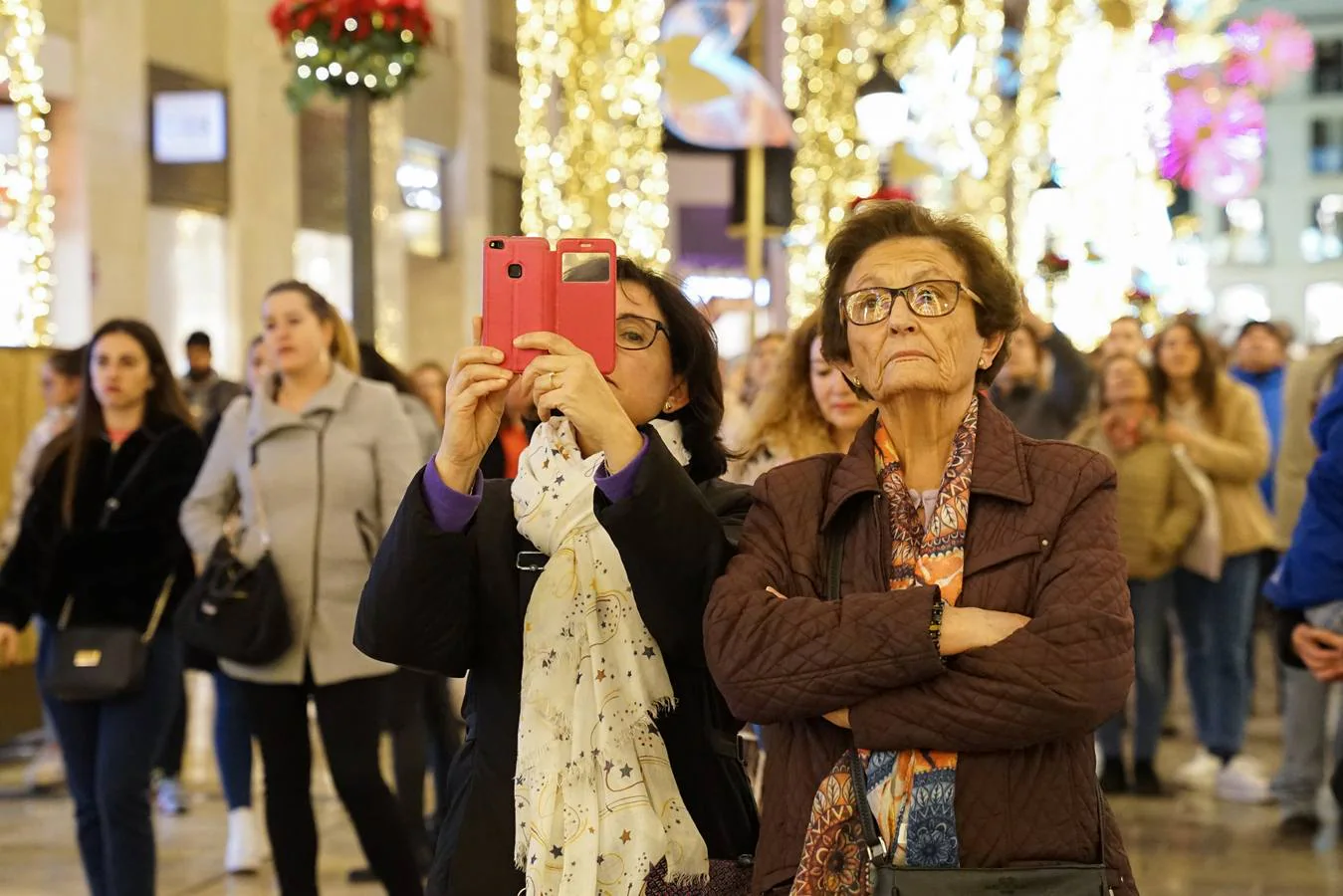 Miles de personas han asistido ya al espectáculo de luces del Centro de Málaga