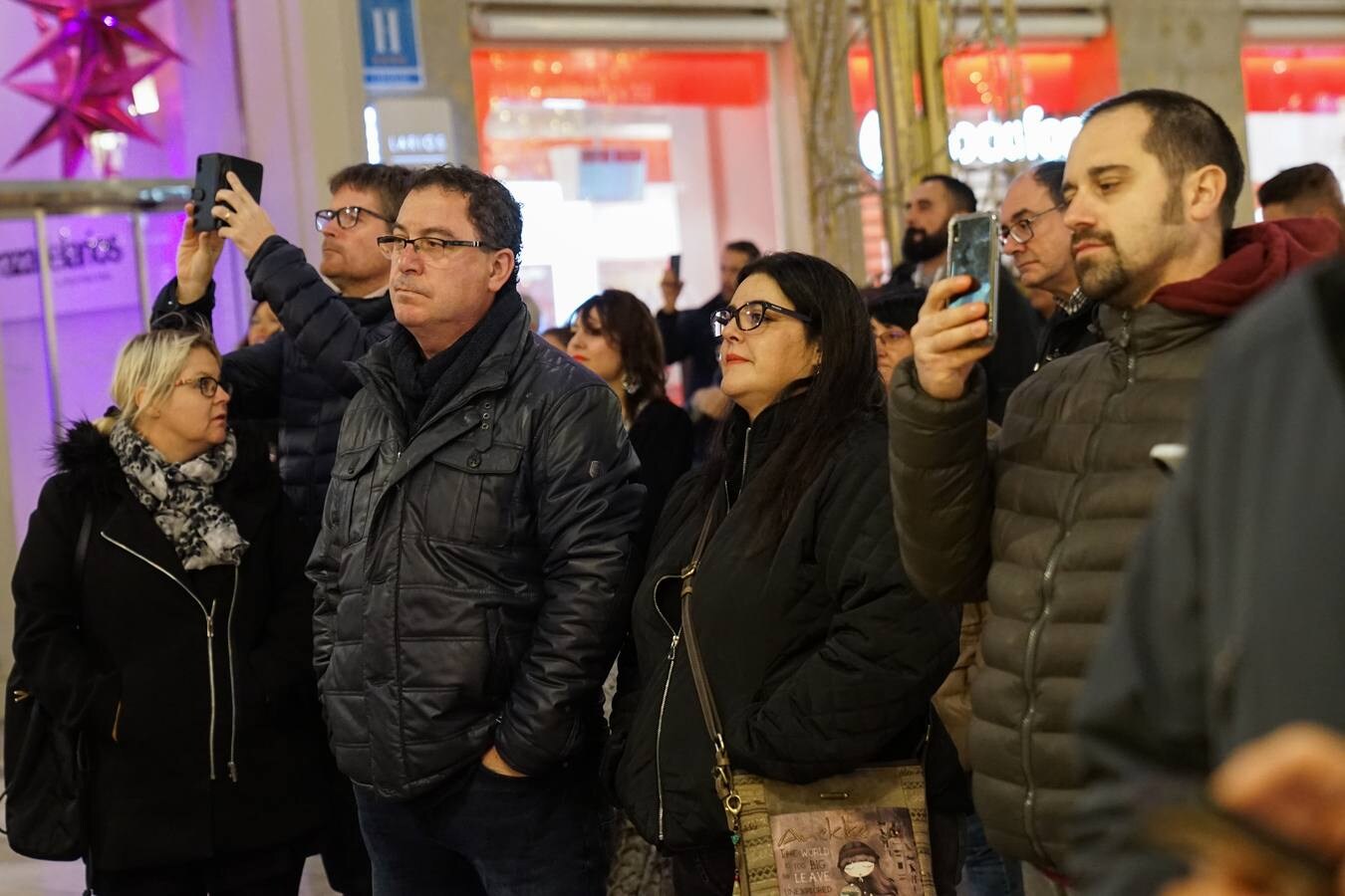 Miles de personas han asistido ya al espectáculo de luces del Centro de Málaga