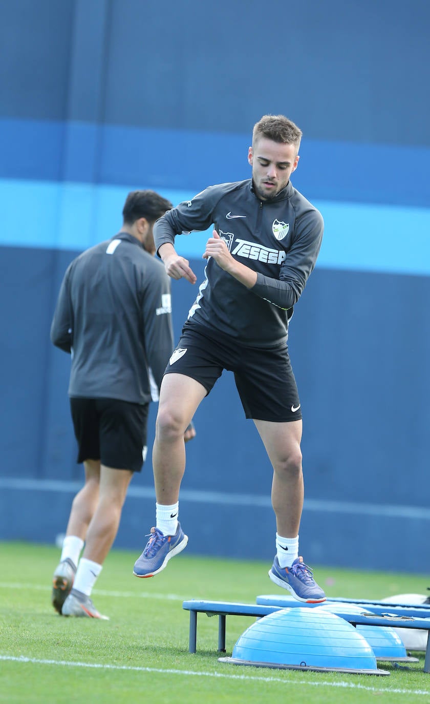 Fotos: El entrenamiento del Málaga este jueves 12 de diciembre, en imágenes
