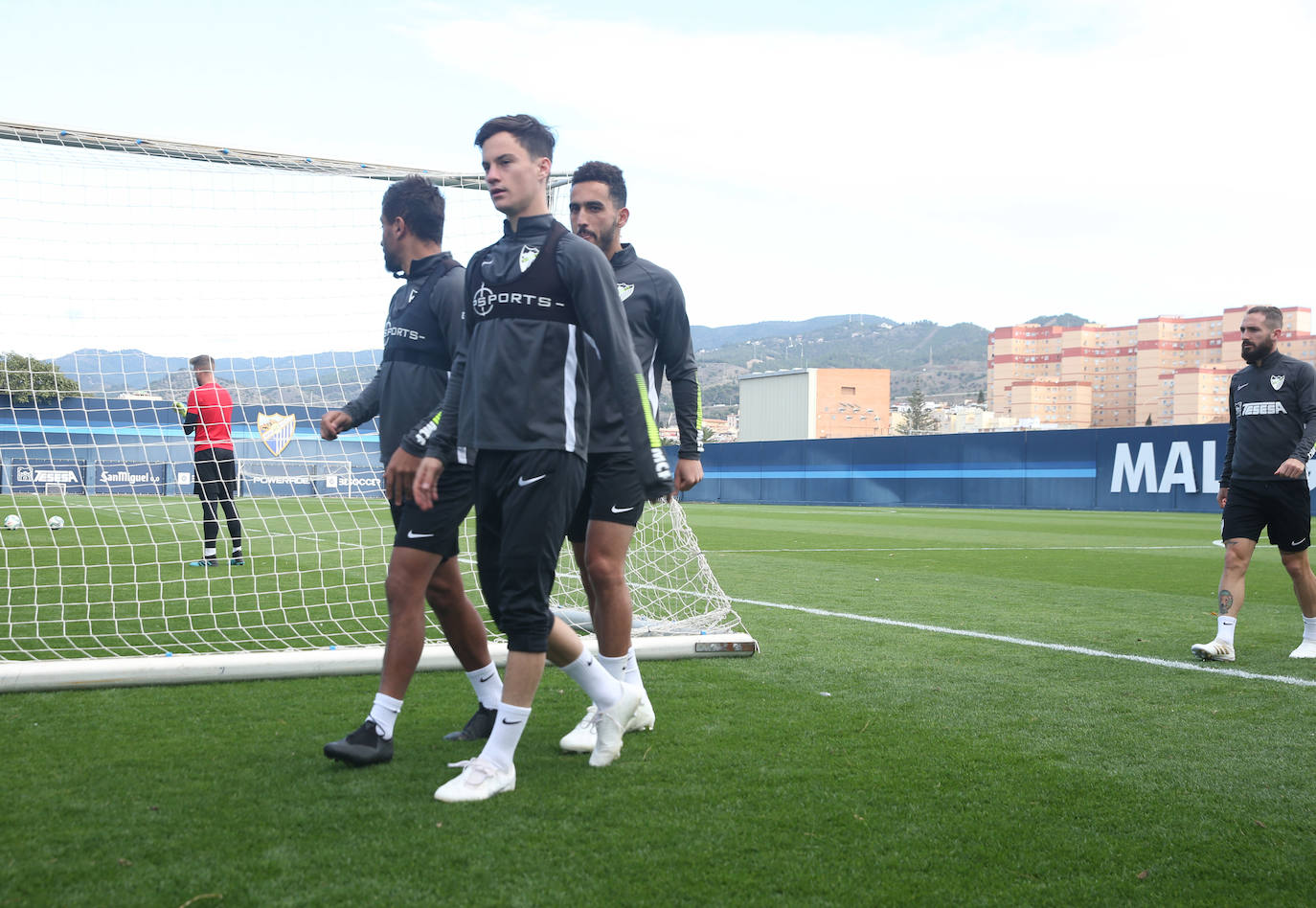 Fotos: El entrenamiento del Málaga este jueves 12 de diciembre, en imágenes