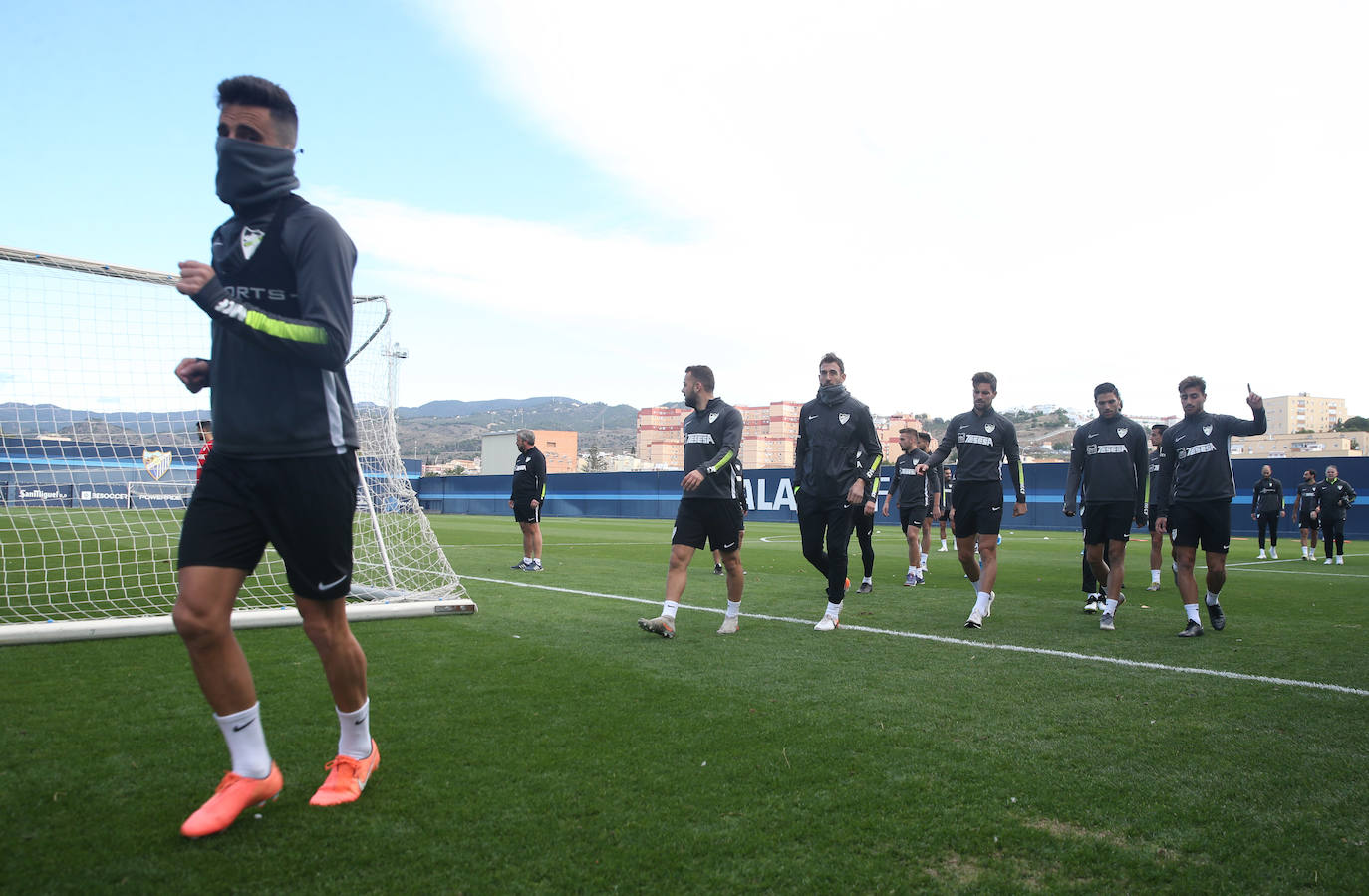 Fotos: El entrenamiento del Málaga este jueves 12 de diciembre, en imágenes