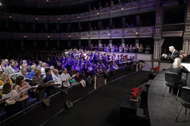 El concierto participativo de «la Caixa»convierte la obra en una celebración conjunta de la música universal