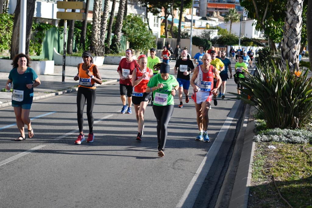 4.200 corredores han participado en la prueba este domingo.