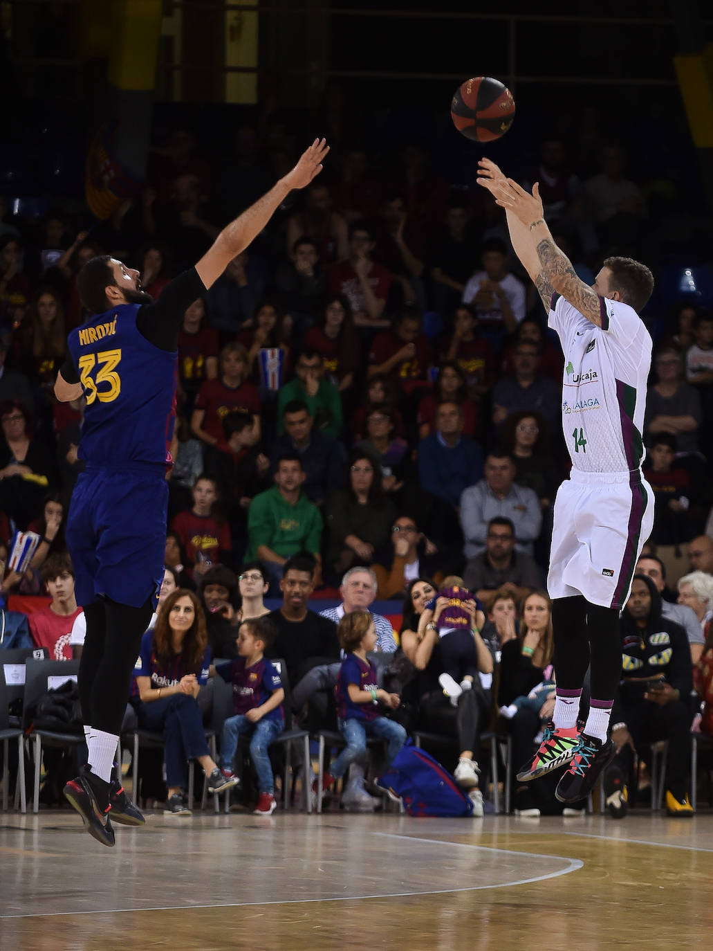 Los cajistas asaltan el Palau Blaugrana, una cancha en la que no había ganado otro equipo de Liga Endesa esta temporada