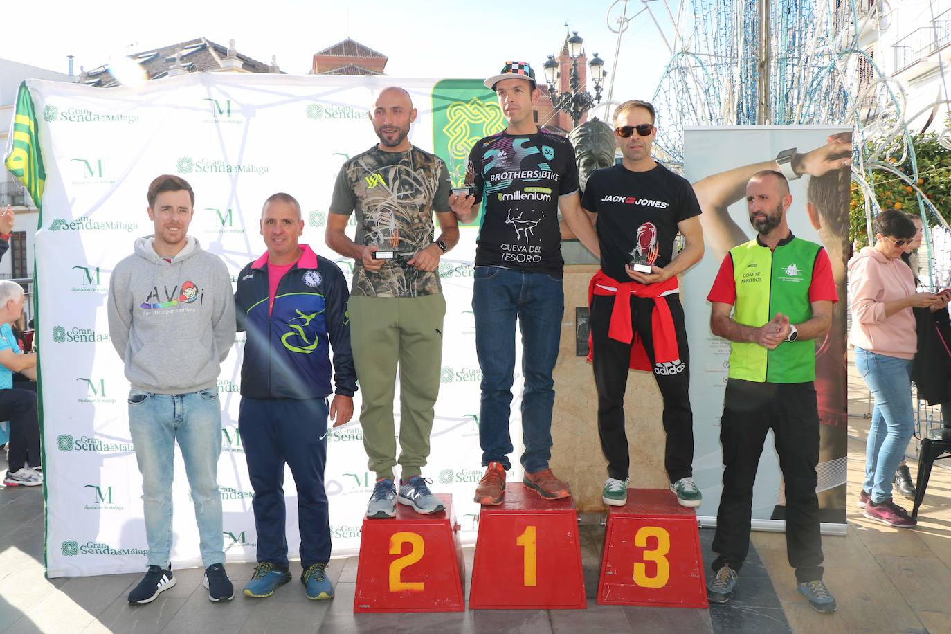 Las mejores imágenes del IV Almanzor Trail de Torrox