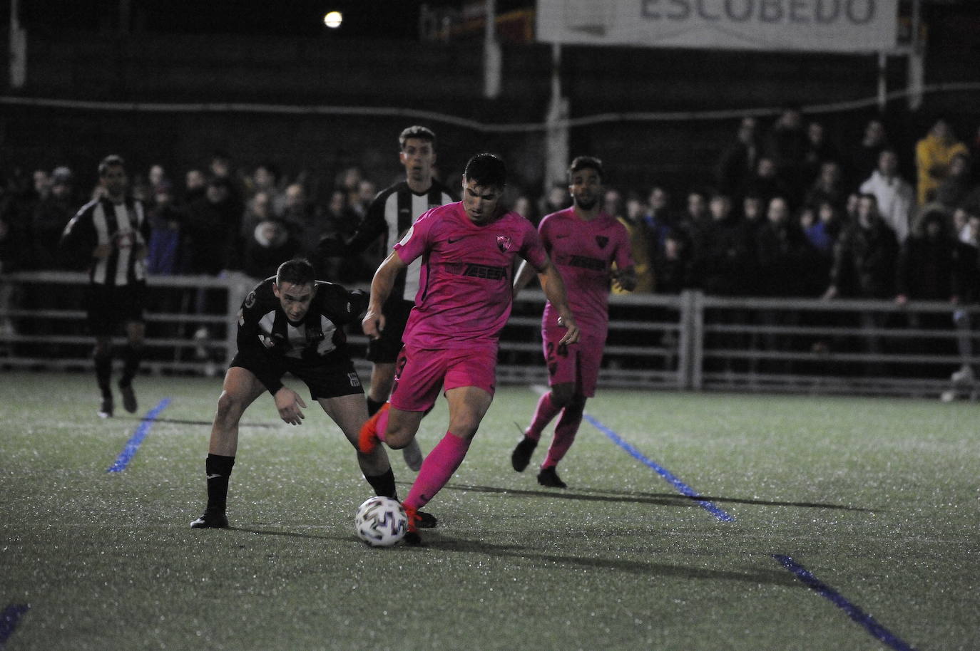 Fotos del encuentro de Primera Ronda de la Copa que se disputó en el Eusebio Arce de Camargo.