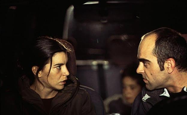 Laia Marull y Luis Tosar en la famosa escena del coche