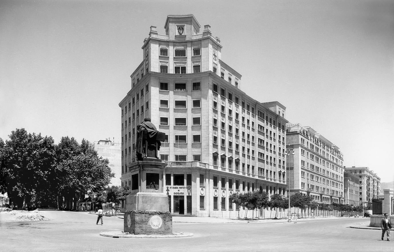 Esquina avenida Manuel Agustín Heredia con Alameda de Colón