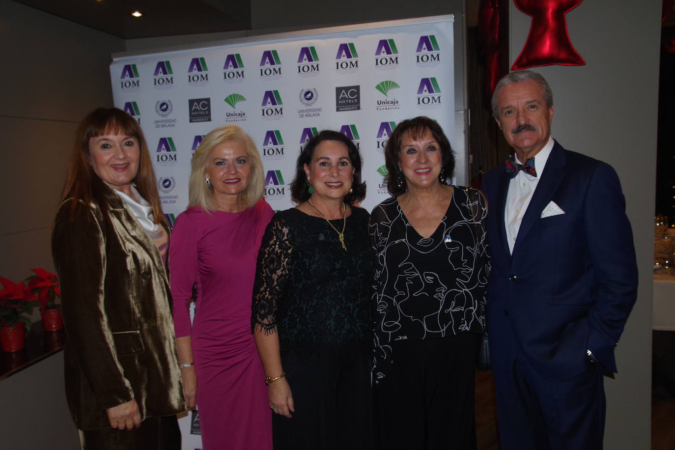 Francisca Valenzuela, May Ramírez, Carmen López, Concha Soler y Enrique Gluckmann.