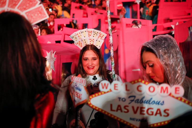 La localidad malagueña recibe 2020 con su original celebración