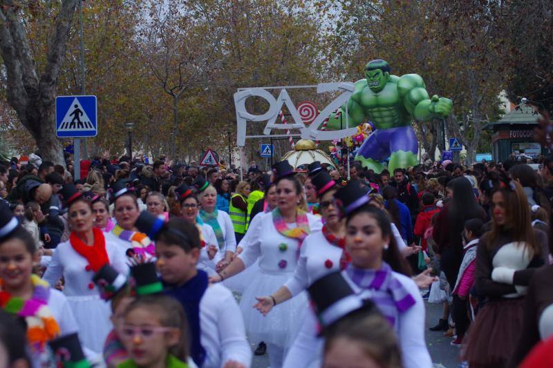 Los Reyes han paseado en camello por el barrio. 