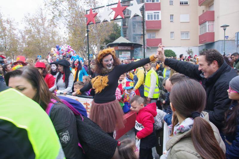 Los Reyes han paseado en camello por el barrio. 