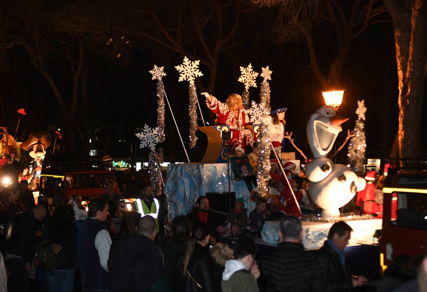 En Las Chapas se celebró la primera de las cuatro cabalgatas en la ciudad este año