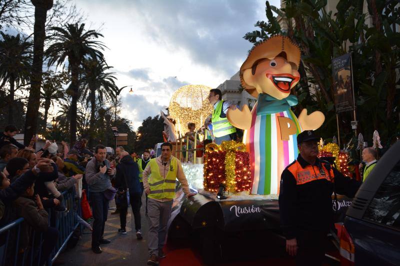 Asistentes a la Cabalgata de Reyes Magos de este año en Málaga capital. 