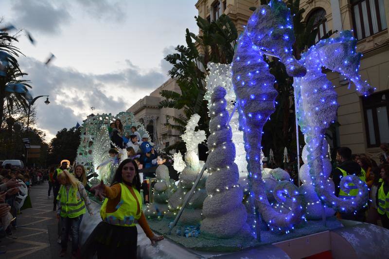 Asistentes a la Cabalgata de Reyes Magos de este año en Málaga capital. 