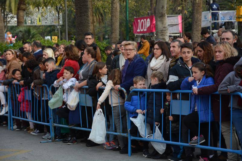Asistentes a la Cabalgata de Reyes Magos de este año en Málaga capital. 