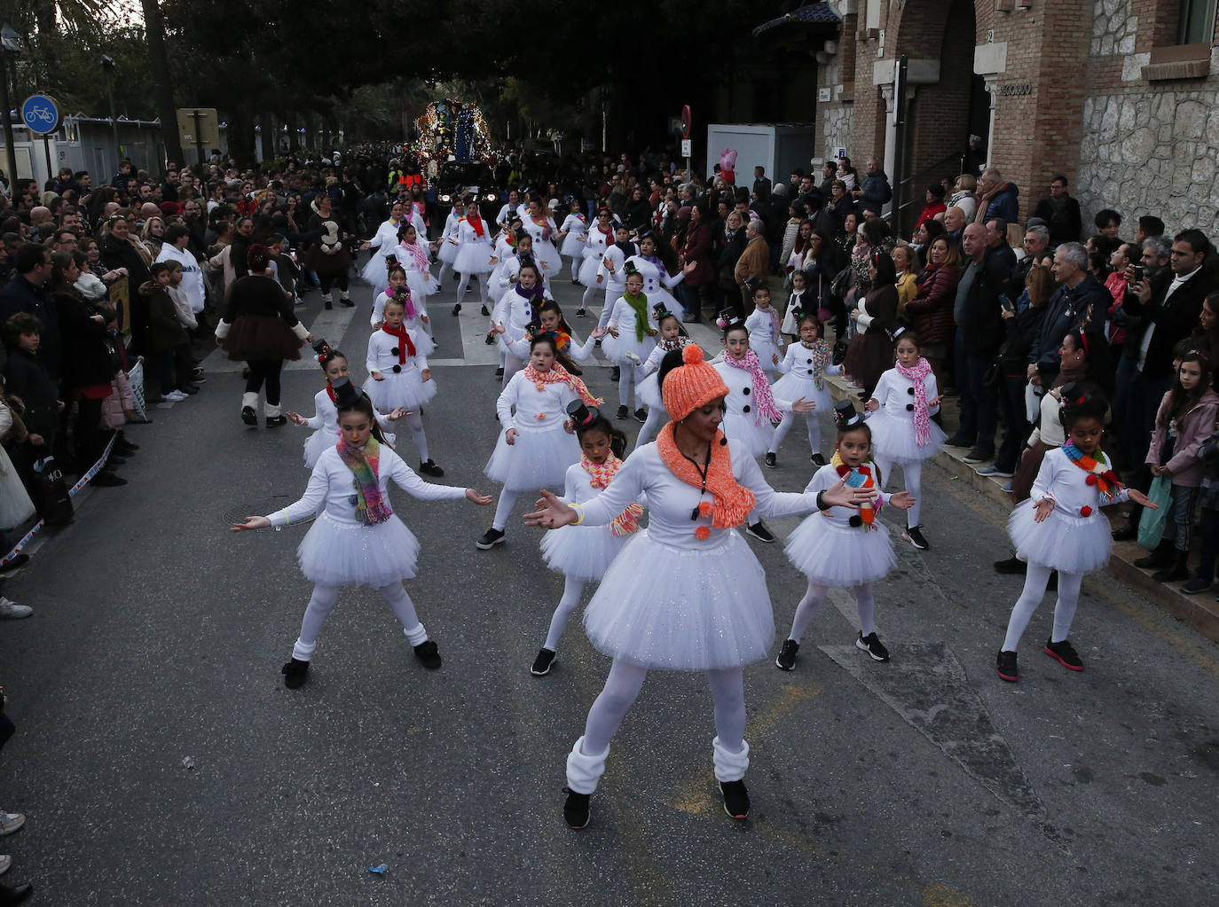 Asistentes a la Cabalgata de Reyes Magos de este año en Málaga capital. 