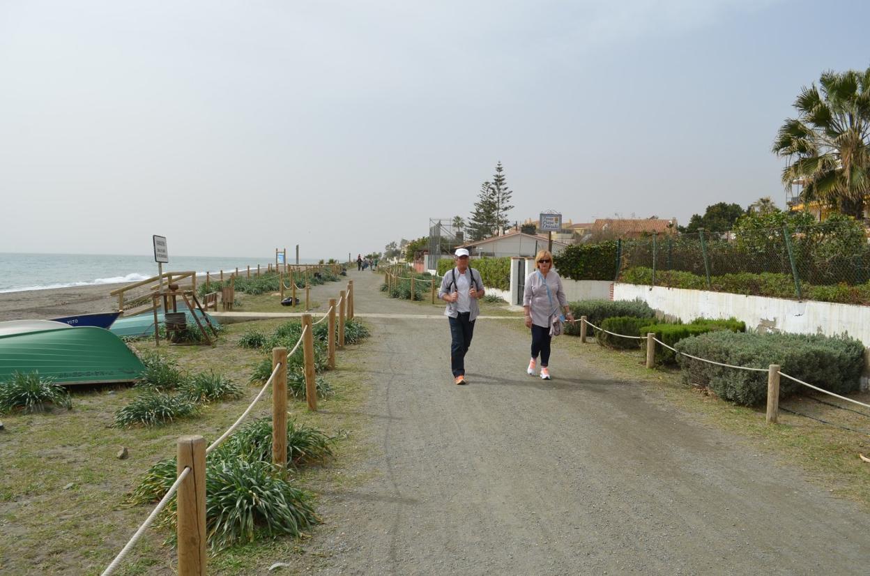 Sendero ecológico en la zona de Los Rubios, en el extremo más oriental de Rincón de la Victoria. :: e. c.