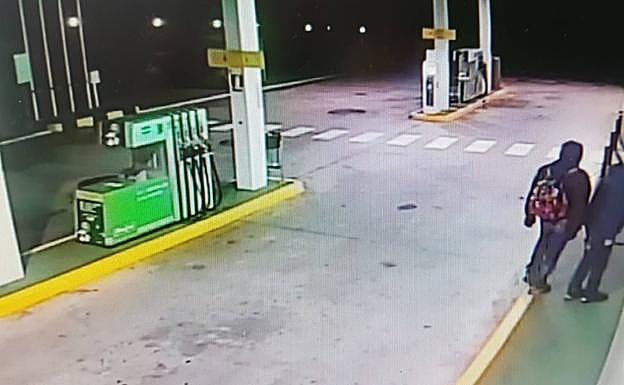 Dos encapuchados intentaron robar en la gasolinera de Yunquera.