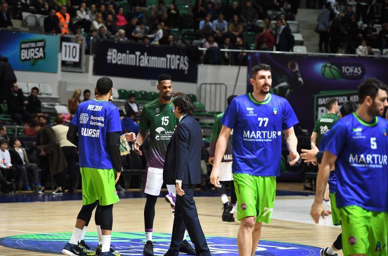 El equipo de Luis Casimiro cae derrotado en su visita al Tofas. 